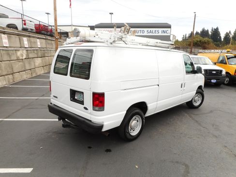 Used 2006 Ford E-150 and Econoline 150 image 11
