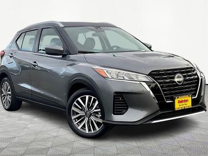 Used 2024 Nissan Kicks SV