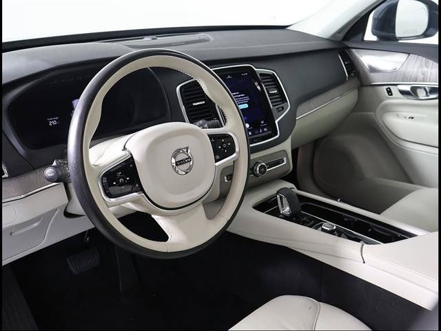 Used 2023 Volvo XC90 B6 Plus w/ Protection Package AWD/4WD image 6