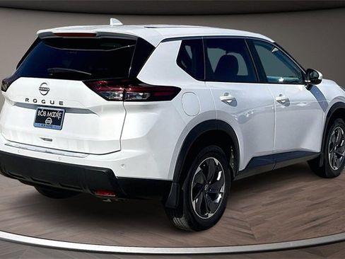 Certified 2025 Nissan Rogue SV image 2