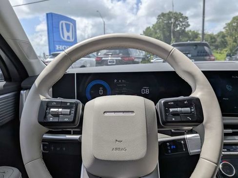Used 2026 Hyundai Santa Fe SEL FWD image 21
