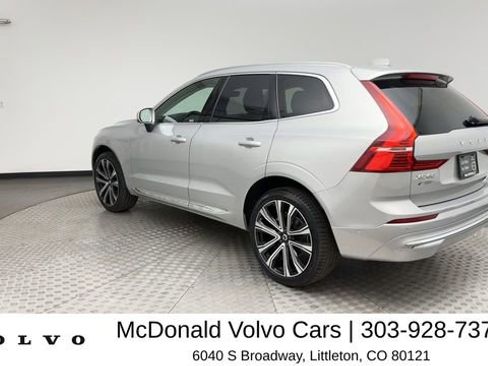 Certified 2023 Volvo XC60 B5 Ultimate w/ Climate Package AWD/4WD image 4