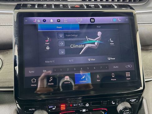 Used 2023 Jeep Grand Cherokee L Limited image 37