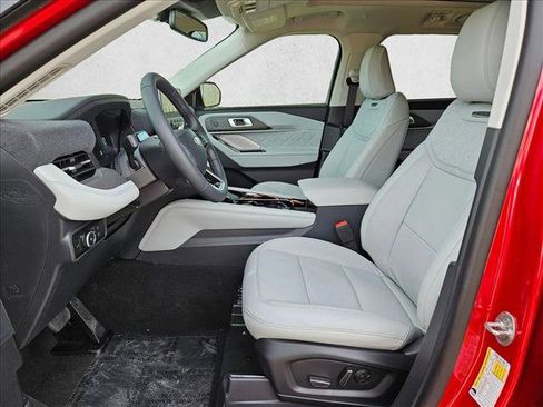 New 2026 Ford Explorer Platinum w/ LUX Leather Package image 4