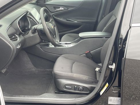 Used 2025 Chevrolet Malibu LT image 10