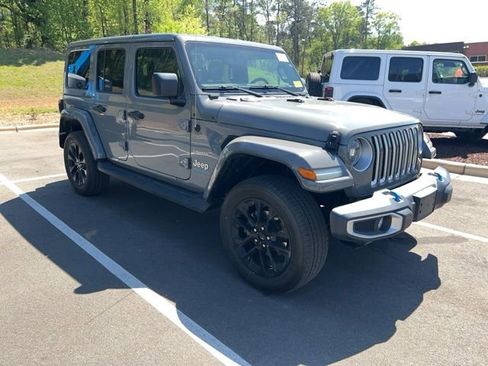 Used 2023 Jeep Wrangler Unlimited Sahara w/ Cold Weather Group image 7