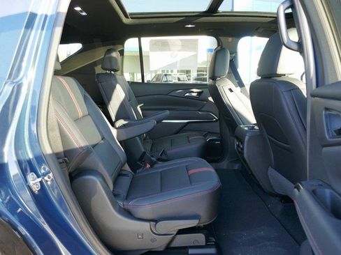 New 2026 Chevrolet Traverse RS image 12