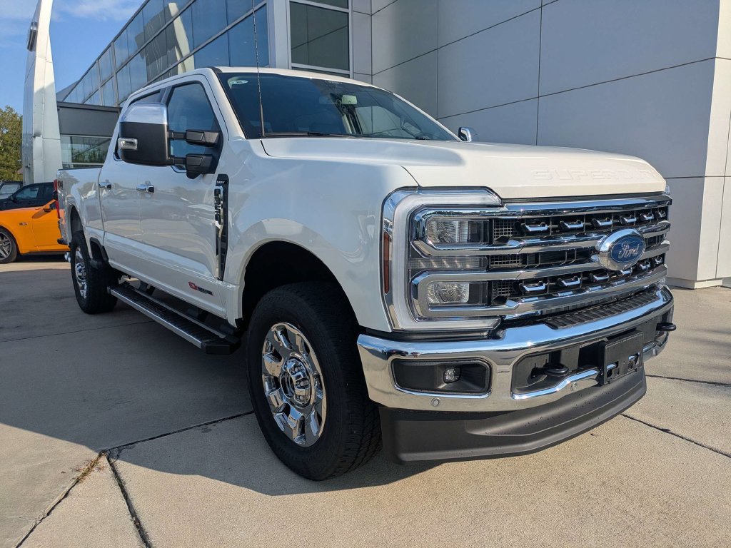 New 2026 Ford F350 Lariat w/ Lariat Premium Package AWD/4WD image 2