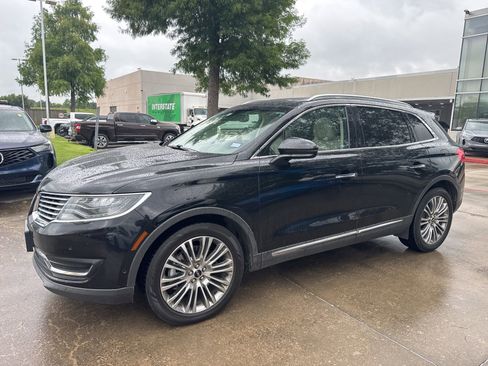 Used 2018 Lincoln MKX Reserve w/ Luxury Package FWD image 1