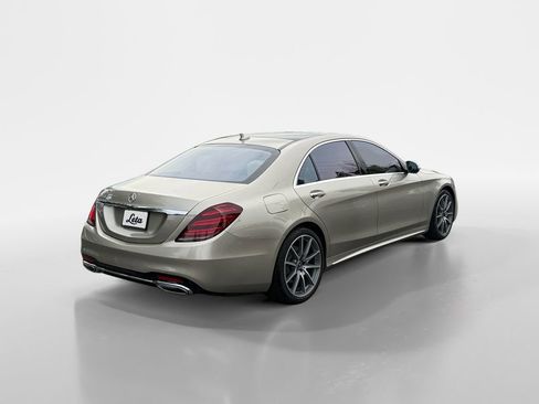 Used 2020 Mercedes-Benz S 560 Sedan image 4