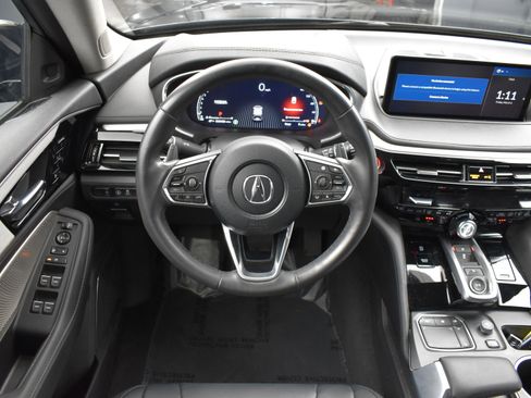 Used 2023 Acura MDX SH-AWD image 17