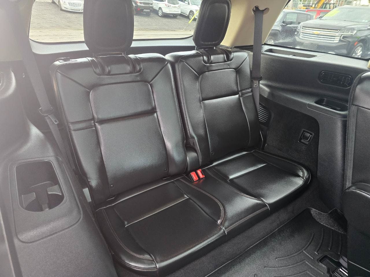 Used 2024 Lincoln Aviator AWD w/ Premium Package image 17