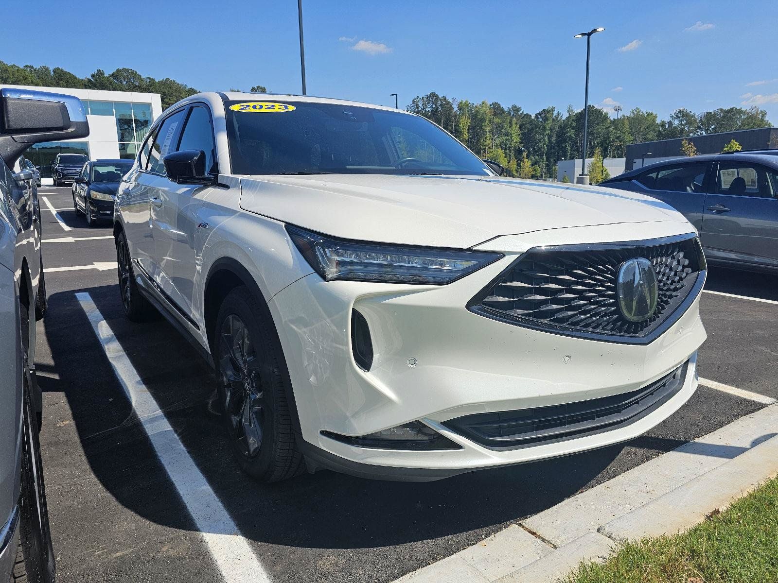 Used 2023 Acura MDX A-Spec AWD/4WD image 3