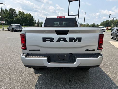 Used 2026 RAM 2500 Big Horn AWD/4WD image 8