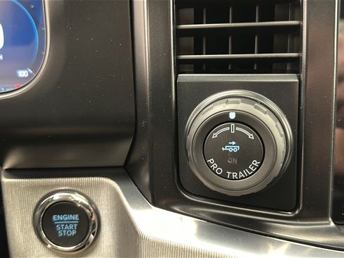 New 2026 Ford F250 Platinum w/ Platinum Plus Package AWD/4WD image 23