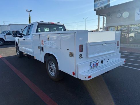 New 2025 Ford F250 XL w/ XL Chrome Package image 6