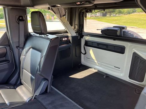Used 2025 Ford Bronco Outer Banks AWD/4WD image 27