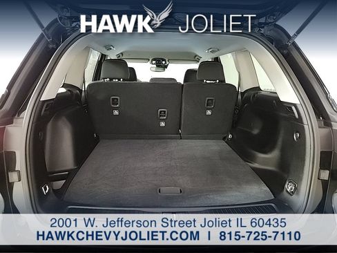 Used 2023 Jeep Grand Cherokee Laredo AWD/4WD image 23