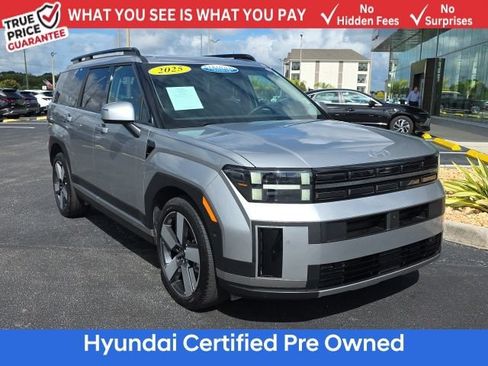 Certified 2025 Hyundai Santa Fe Limited AWD/4WD image 1