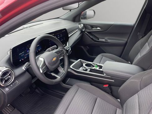 New 2026 Chevrolet Equinox LT image 11