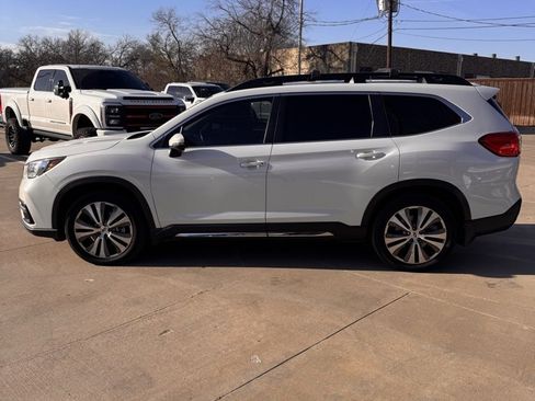 Used 2022 Subaru Ascent Limited w/ Technology Package image 4