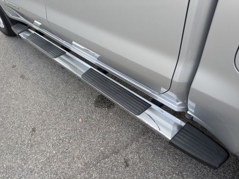 Certified 2022 GMC Sierra 1500 SLT w/ SLT Premium Plus Package image 13