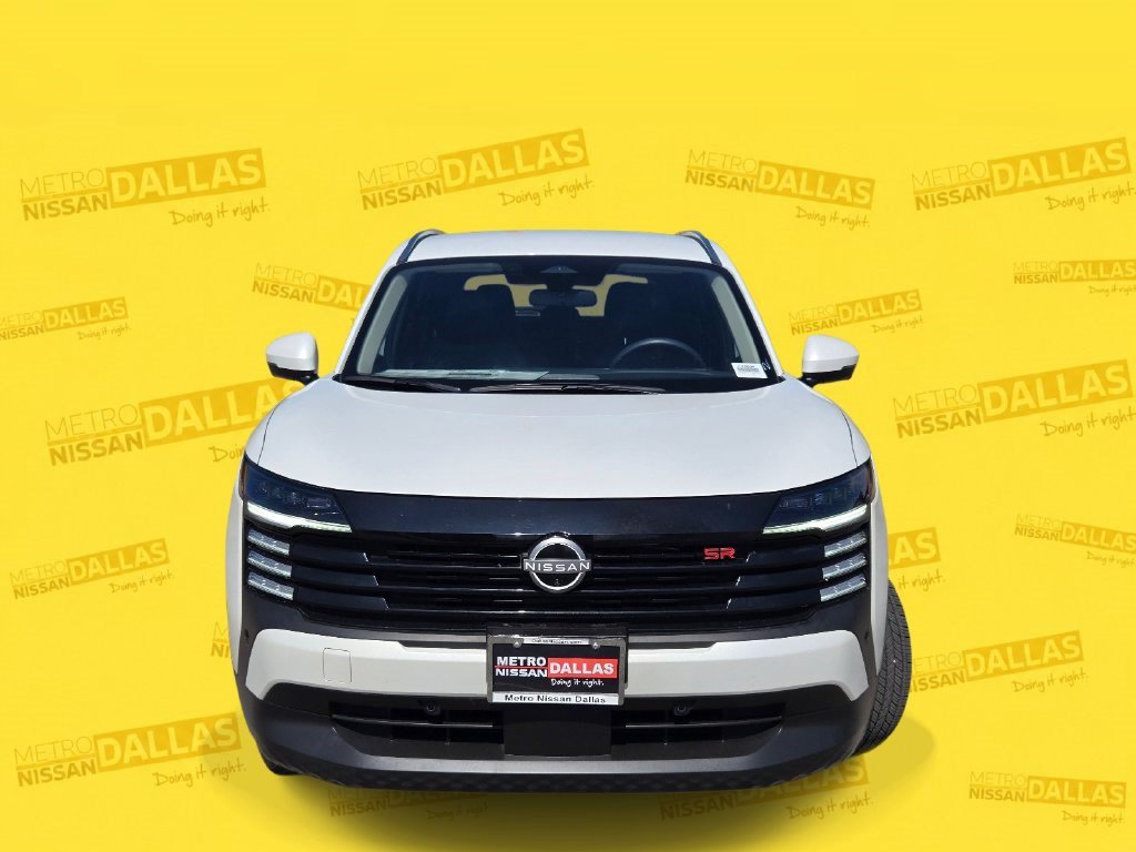 Certified 2025 Nissan Kicks SR AWD/4WD image 2