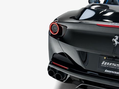 Used 2019 Ferrari Portofino RWD image 36