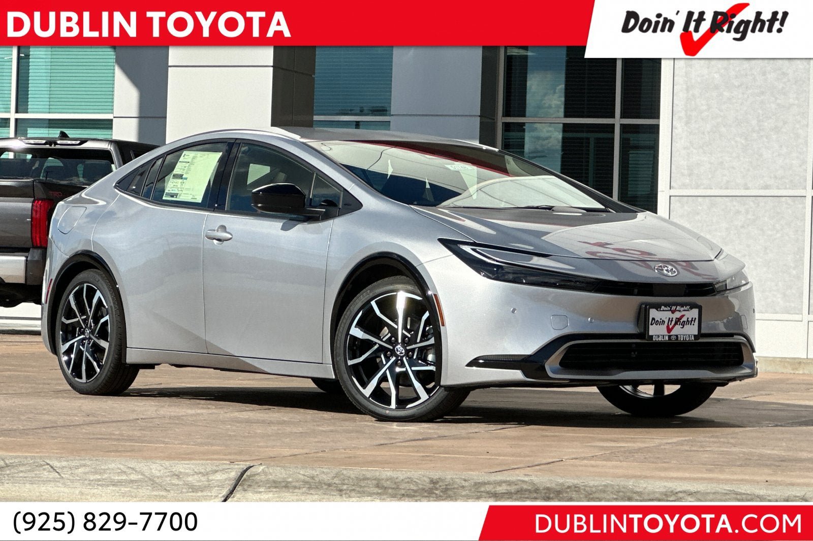 New 2027 Toyota Prius Plug-In Hybrid FWD image 1