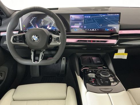 New 2027 BMW 530i xDrive w/ M Sport Package AWD/4WD image 9