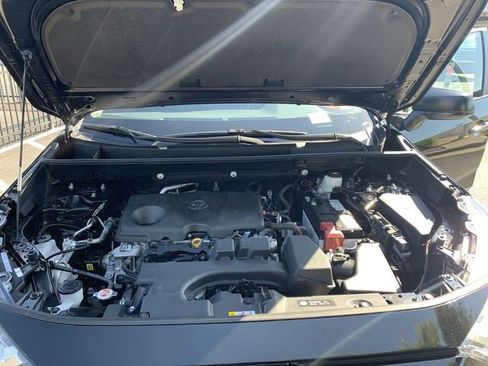 Certified 2025 Toyota RAV4 LE FWD image 16