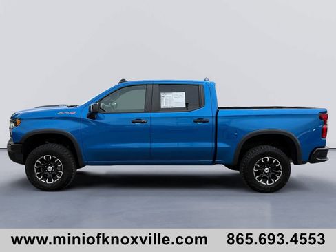 Used 2022 Chevrolet Silverado 1500 ZR2 w/ Technology Package AWD/4WD image 12