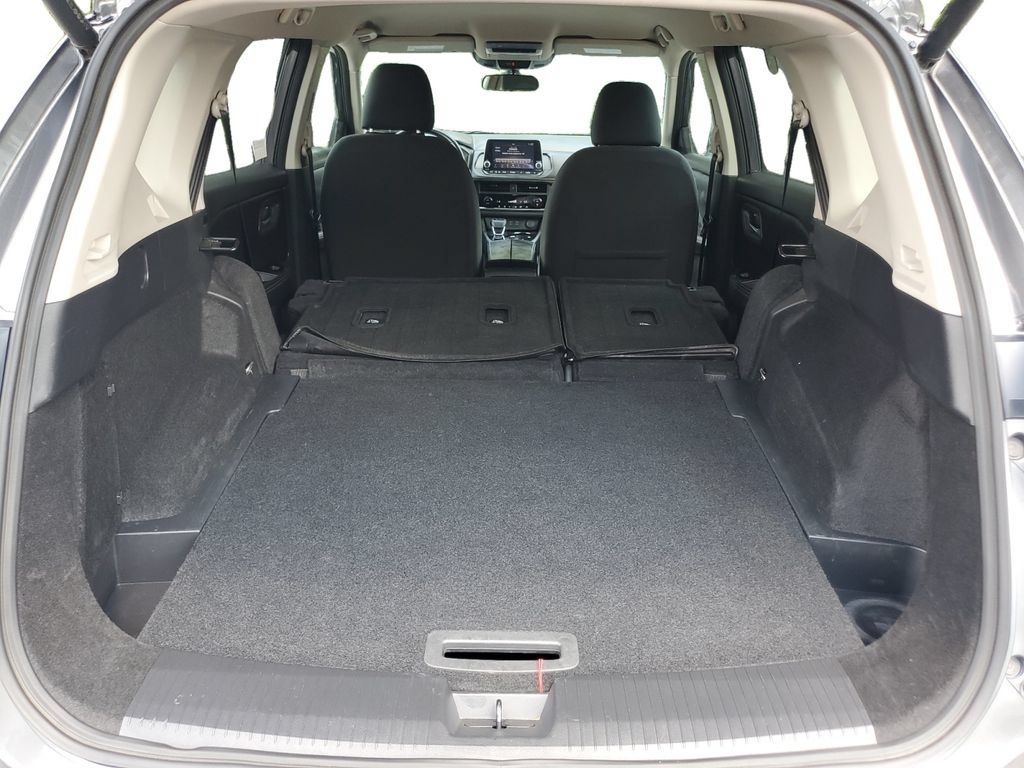 Used 2025 Nissan Rogue SV AWD/4WD image 27