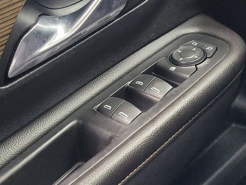Used 2020 GMC Terrain SLE w/ Driver Convenience Package FWD image 27