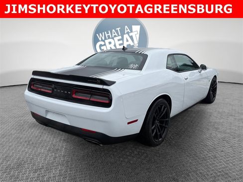 Used 2022 Dodge Challenger R/T Scat Pack w/ Shaker Package image 3