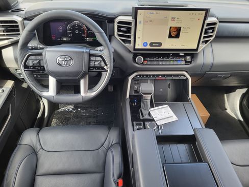New 2026 Toyota Tundra Platinum AWD/4WD image 17