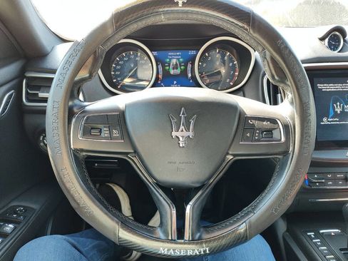 Used 2018 Maserati Ghibli image 25