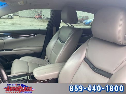 Used 2017 Cadillac XTS Luxury image 11