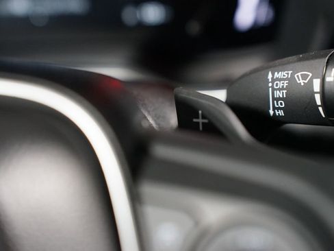 Certified 2025 Toyota Corolla Cross AWD Hybrid image 15