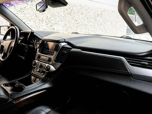 Used 2020 Chevrolet Tahoe LT RWD image 13
