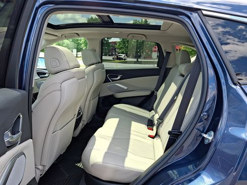 Used 2025 Acura RDX SH-AWD w/ Technology Package image 10