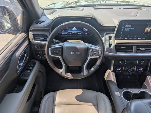 Used 2023 Chevrolet Tahoe Z71 w/ Luxury Package image 17