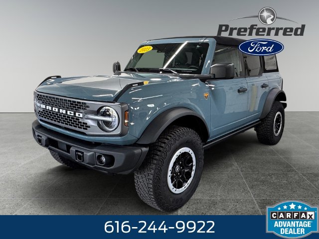 Used 2023 Ford Bronco Badlands w/ Sasquatch Package AWD/4WD image 10