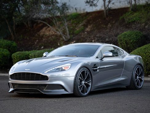 Used 2014 Aston Martin Vanquish Coupe image 15
