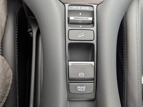 New 2026 Honda HR-V EX-L image 22