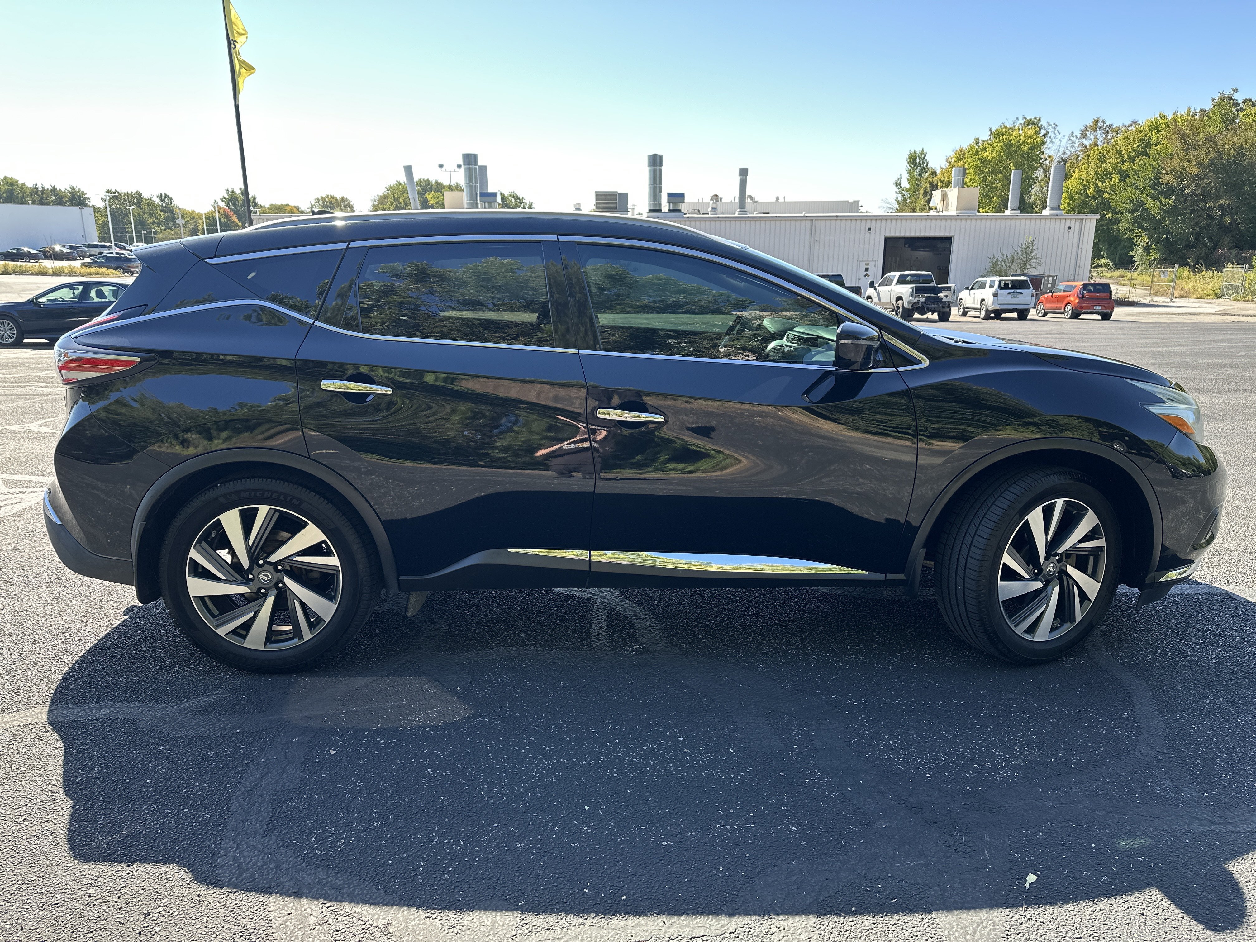 Used 2016 Nissan Murano Platinum w/ Platinum Technology Package AWD/4WD image 8