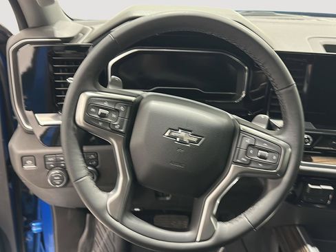 Used 2023 Chevrolet Silverado 1500 RST w/ Convenience Package II image 9