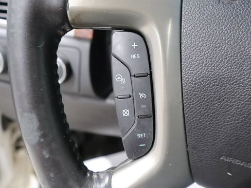 Used 2013 Chevrolet Suburban LTZ AWD/4WD image 32