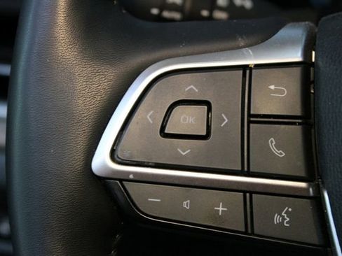 Used 2024 Toyota Grand Highlander AWD image 24