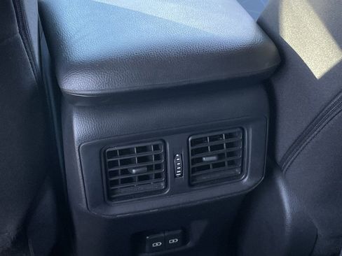 Used 2025 Toyota RAV4 XLE image 24